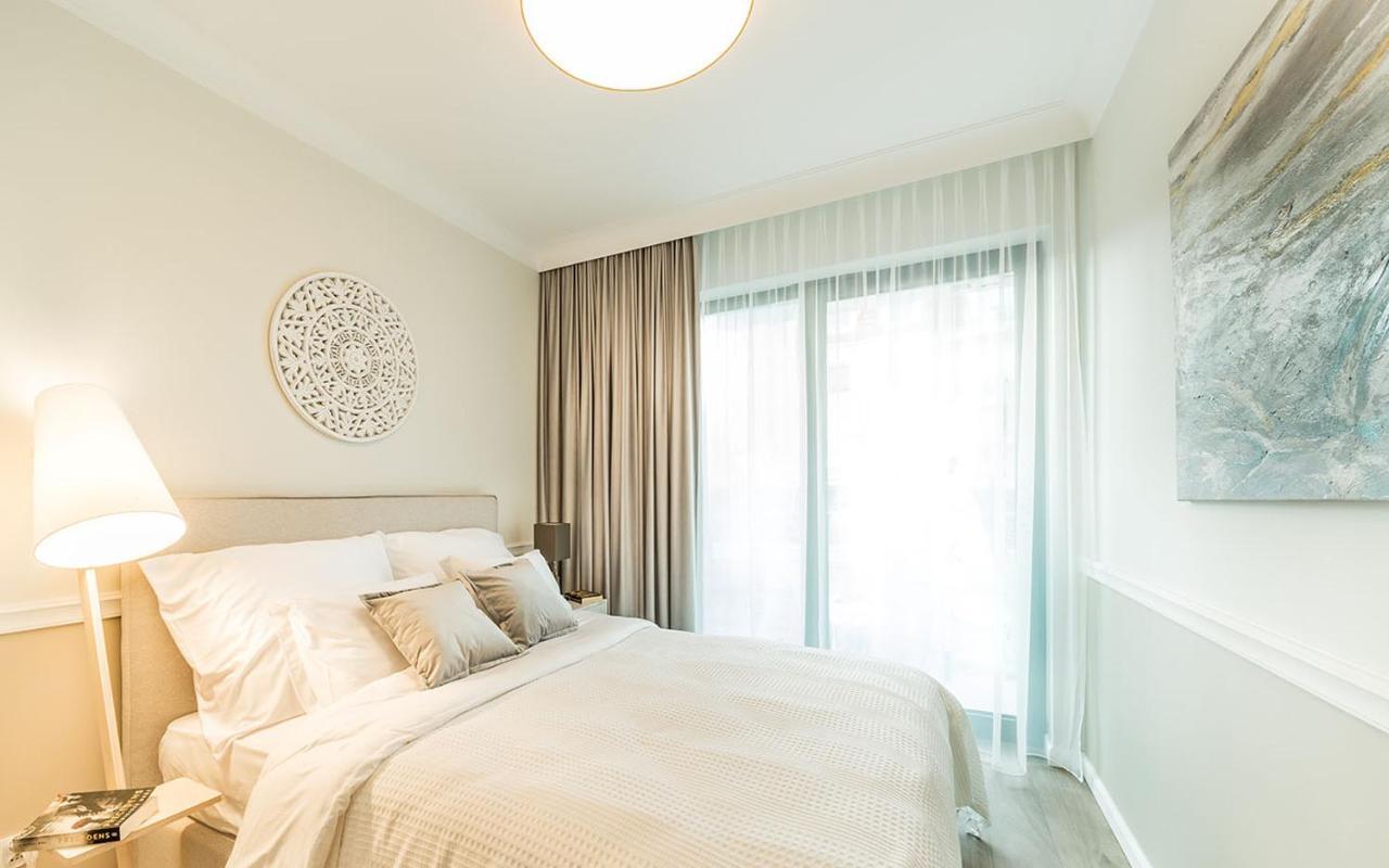 Przy Plazy - Z Prywatnym Ogrodkiem Rezydencja Niechorze Apartment Екстериор снимка